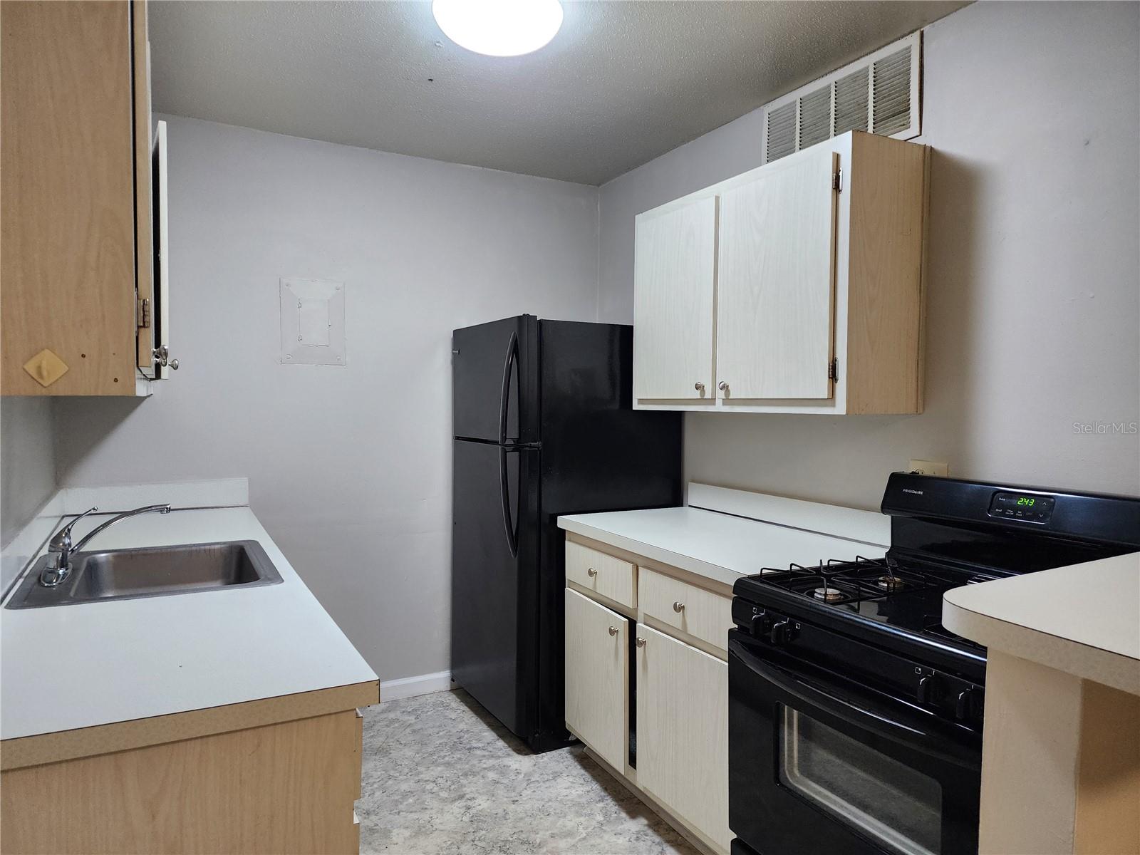 1700 SW 16TH COURT A23