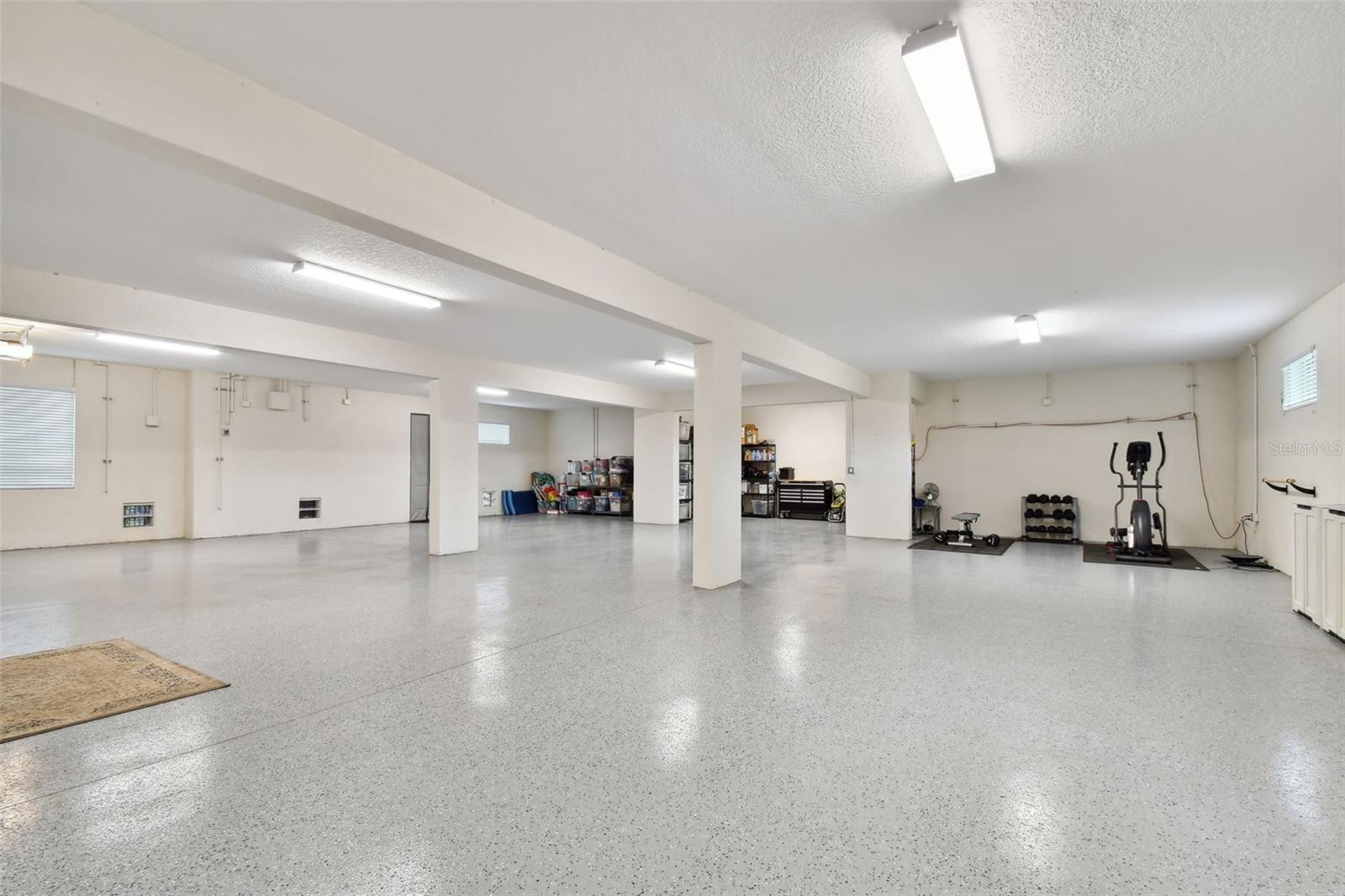 MARINA BAY PH I & II - Residential