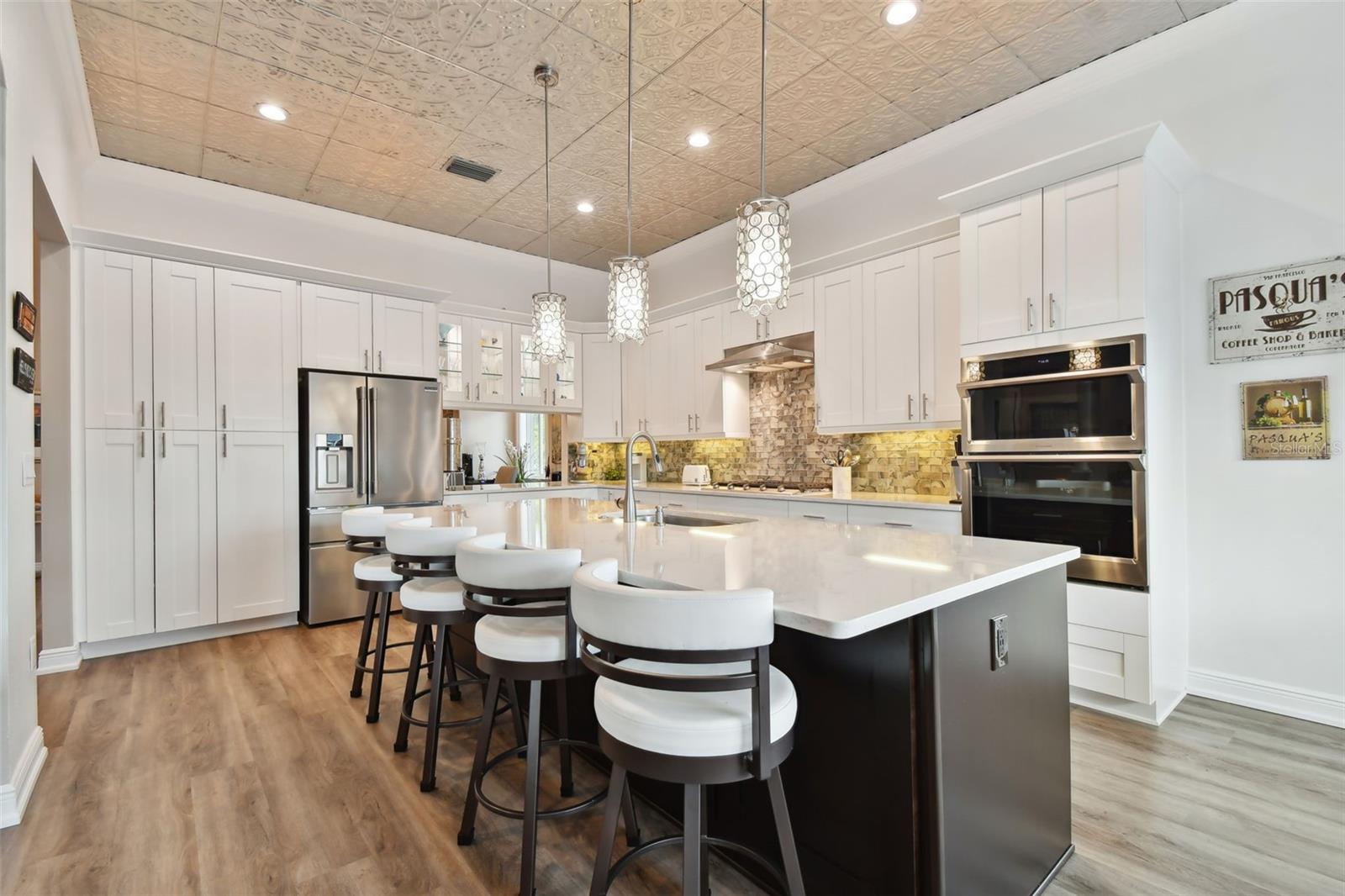 MARINA BAY PH I & II - Residential