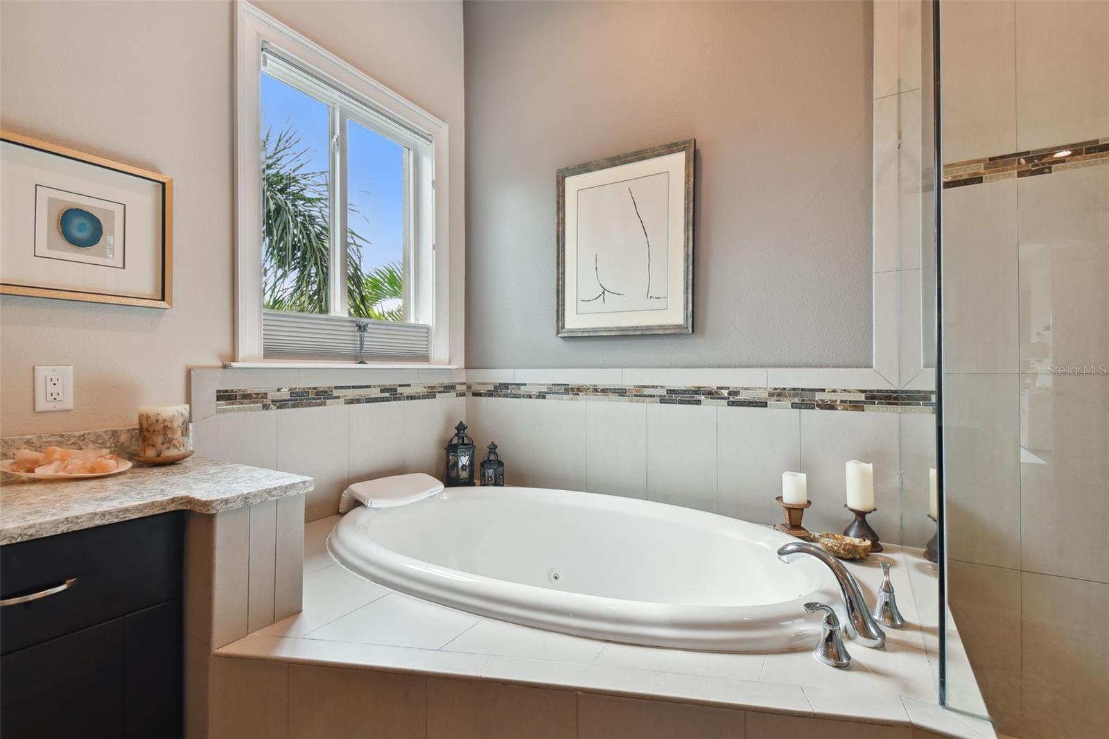 MARINA BAY PH I & II - Residential