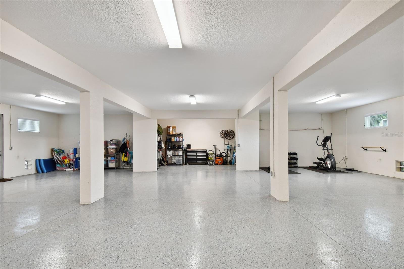 MARINA BAY PH I & II - Residential