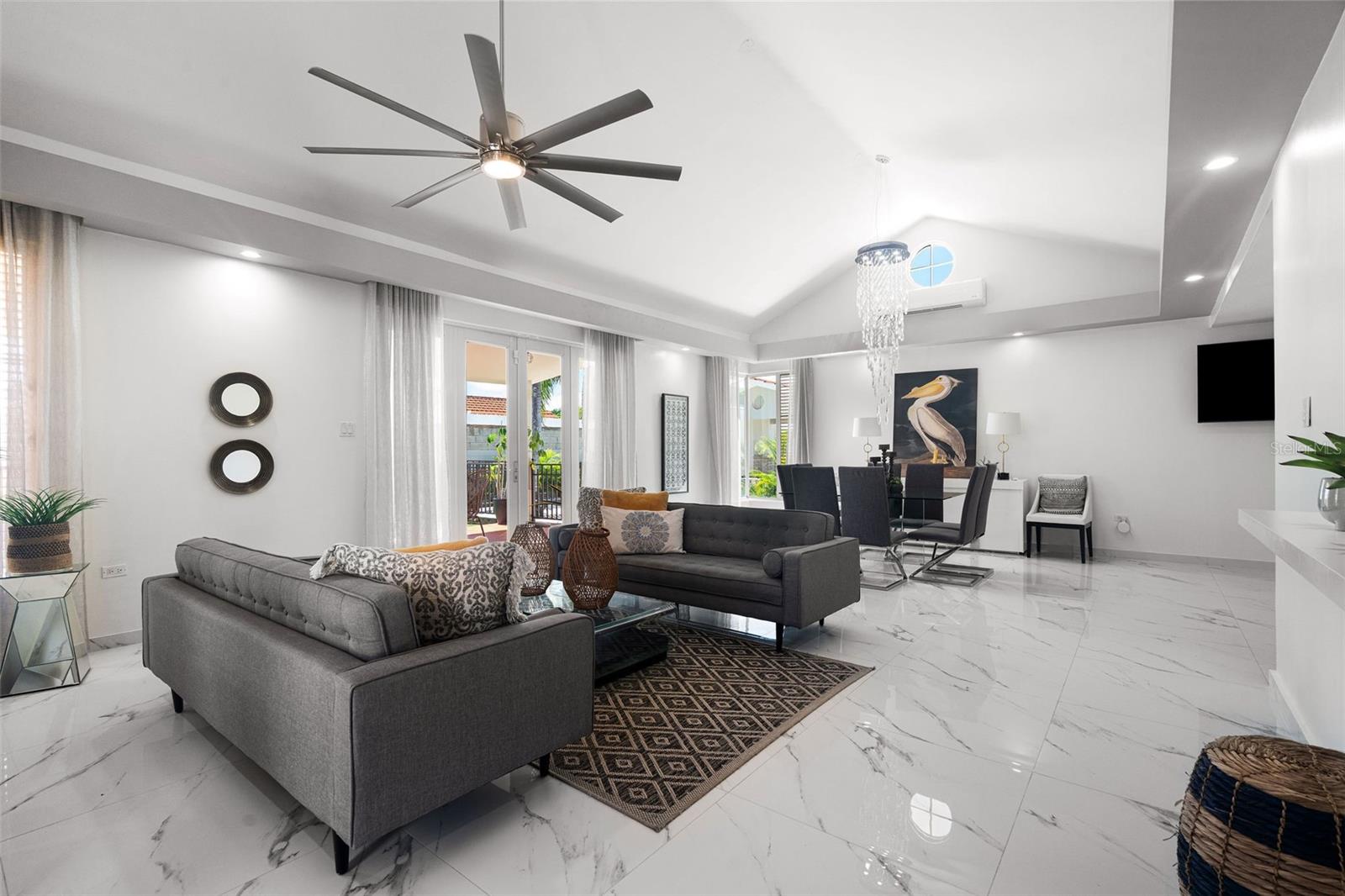 SABANERA DORADO - Residential