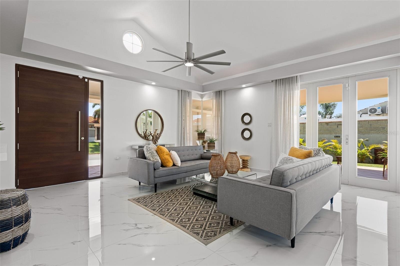 SABANERA DORADO - Residential