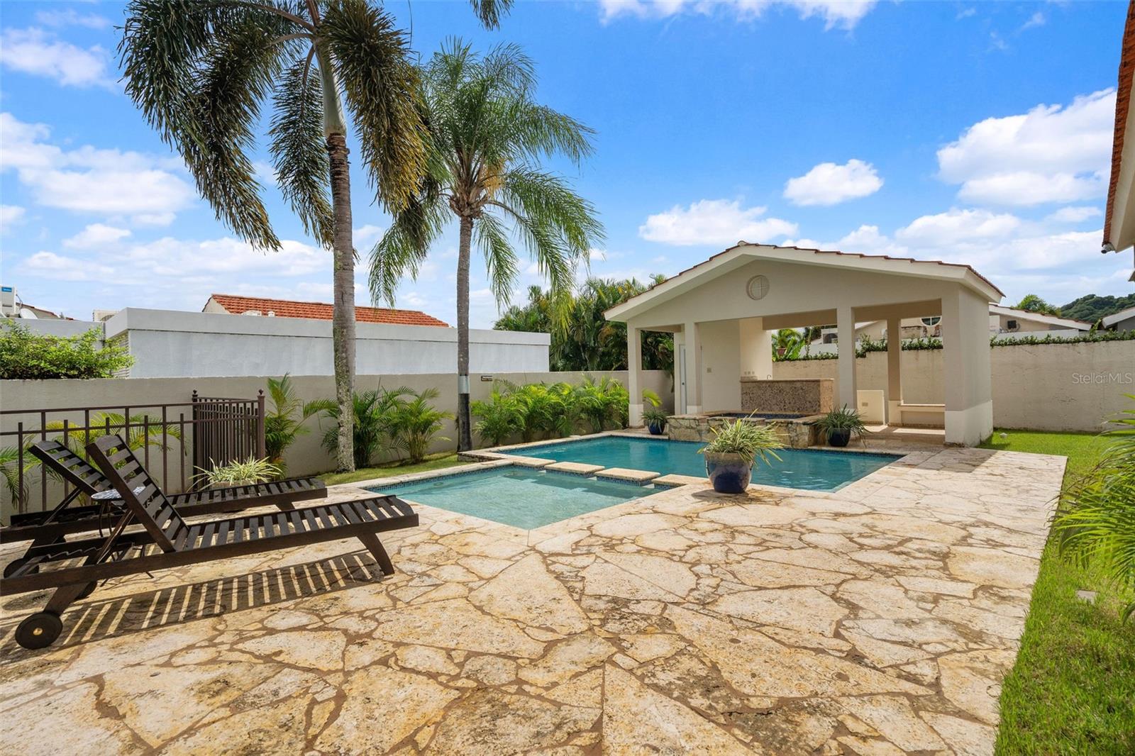 SABANERA DORADO - Residential
