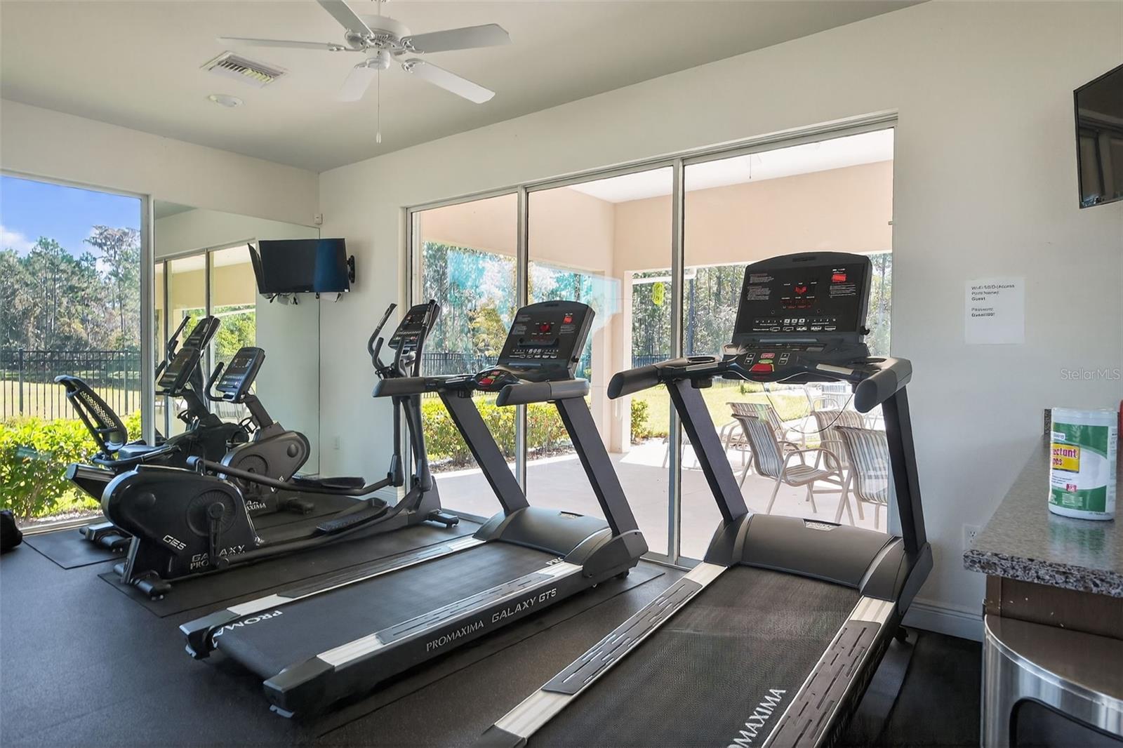 HUNTINGTON GREEN/HUNTERS RDG P - Residential