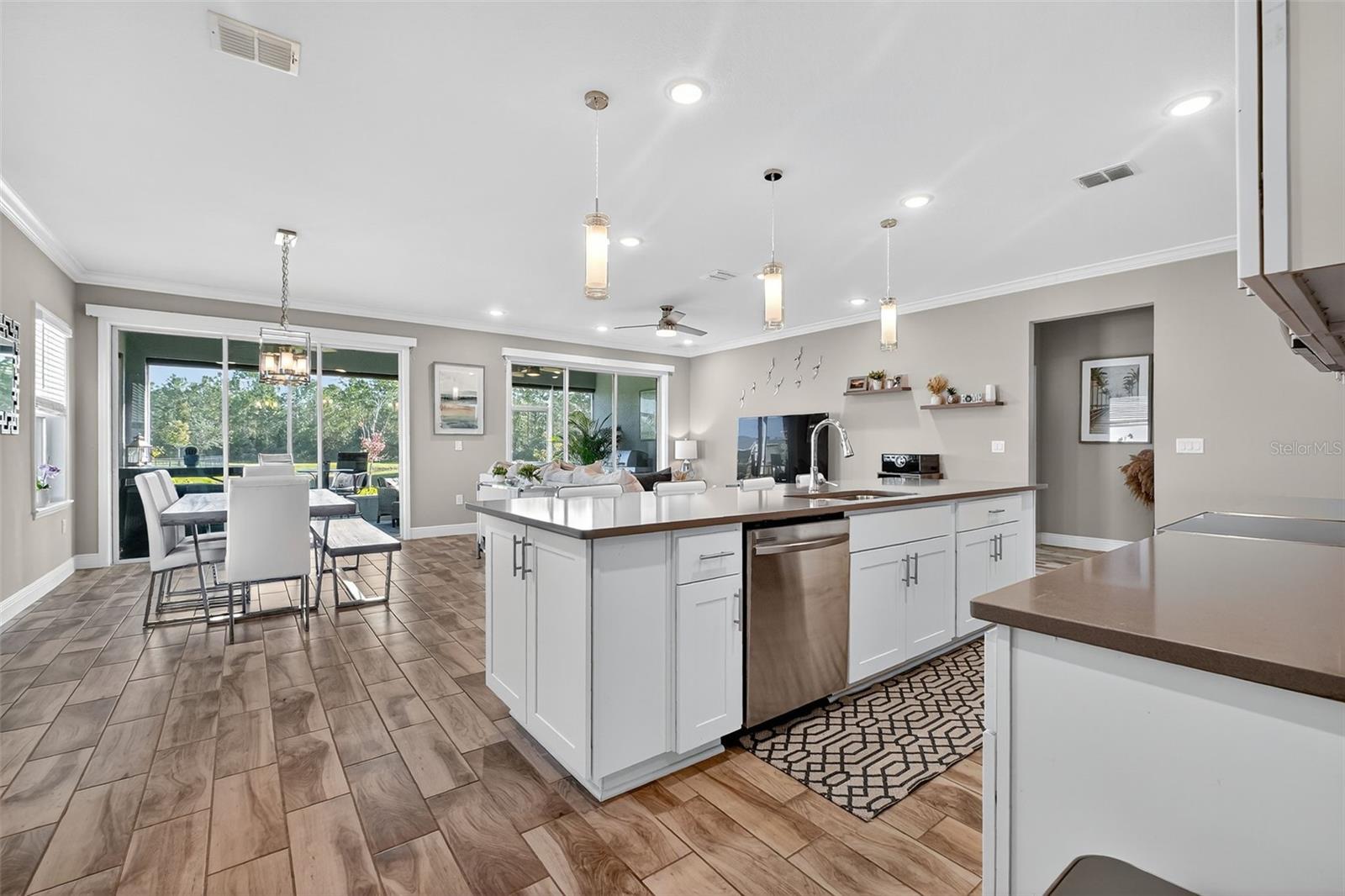 HUNTINGTON GREEN/HUNTERS RDG P - Residential