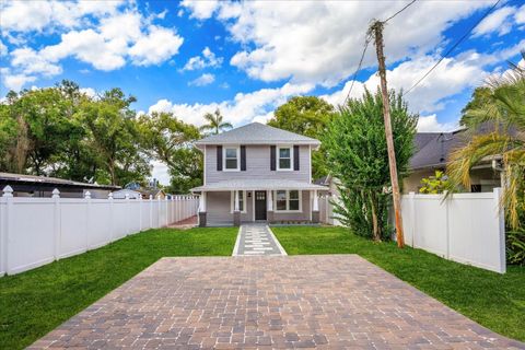 A home in WINTER PARK