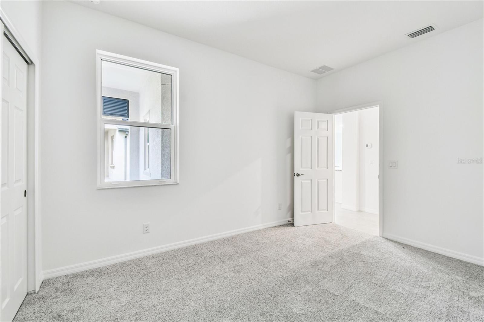 SWEETWATER VILLAS AT LAKEWOOD RANCH - Residential