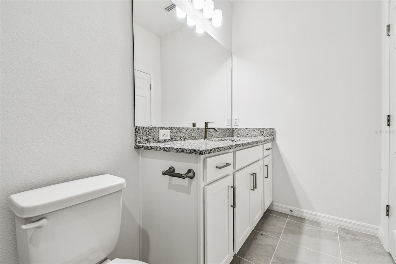 SWEETWATER VILLAS AT LAKEWOOD RANCH - Residential