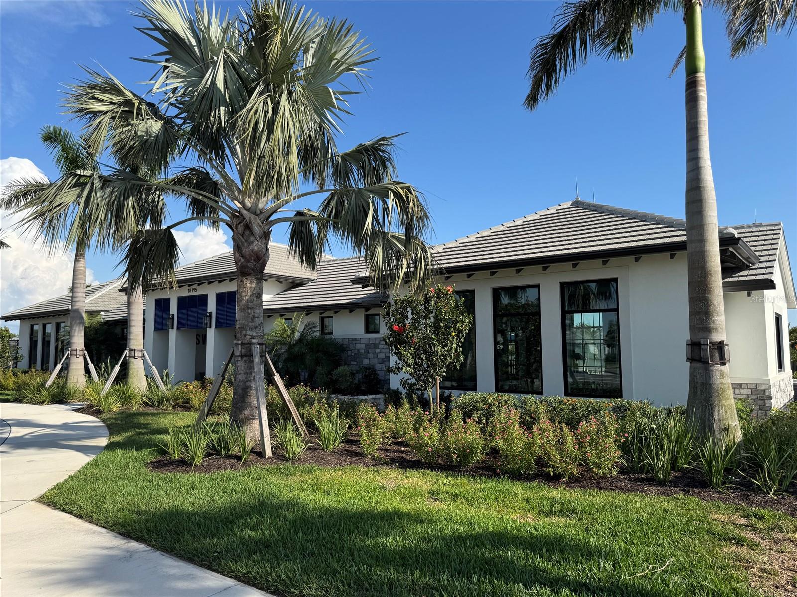 SWEETWATER VILLAS AT LAKEWOOD RANCH - Residential