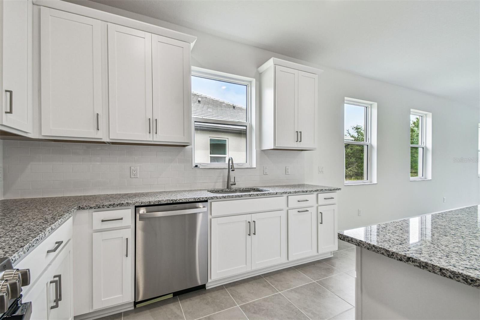 SWEETWATER VILLAS AT LAKEWOOD RANCH - Residential