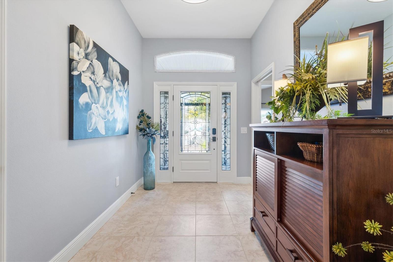 562 BRADFORD LOOP