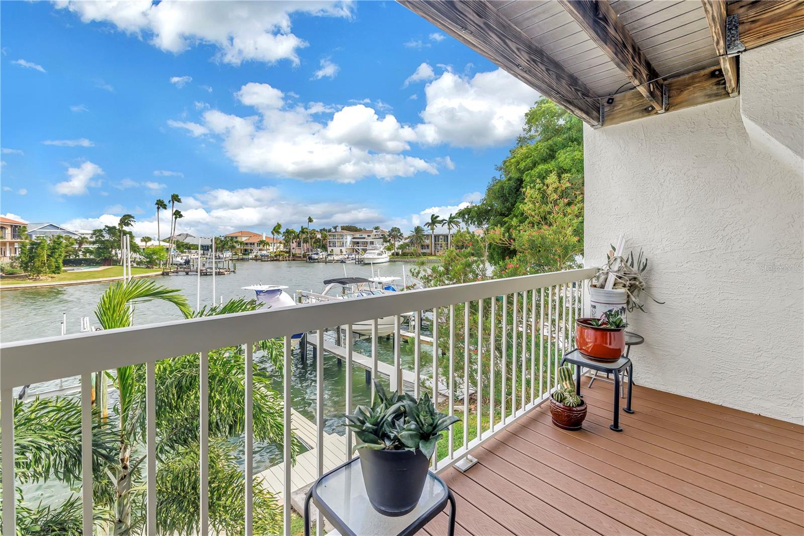 PALMS OF TIERRA - Residential