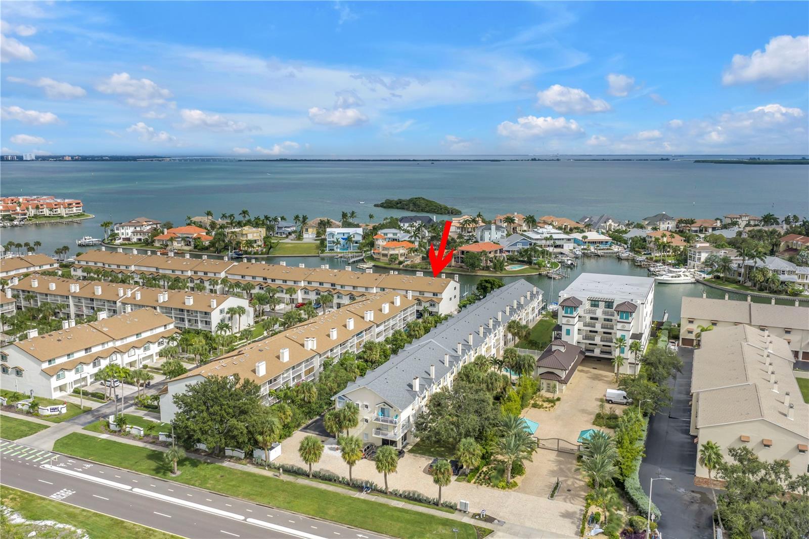 PALMS OF TIERRA - Residential