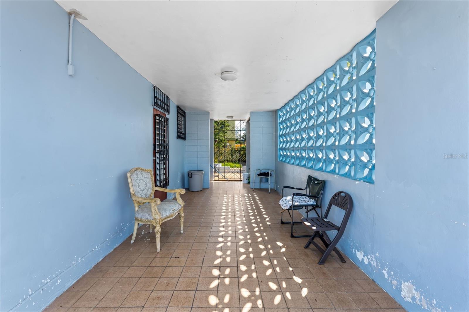 Aw-18 CALLE DOMINGO DELGADO