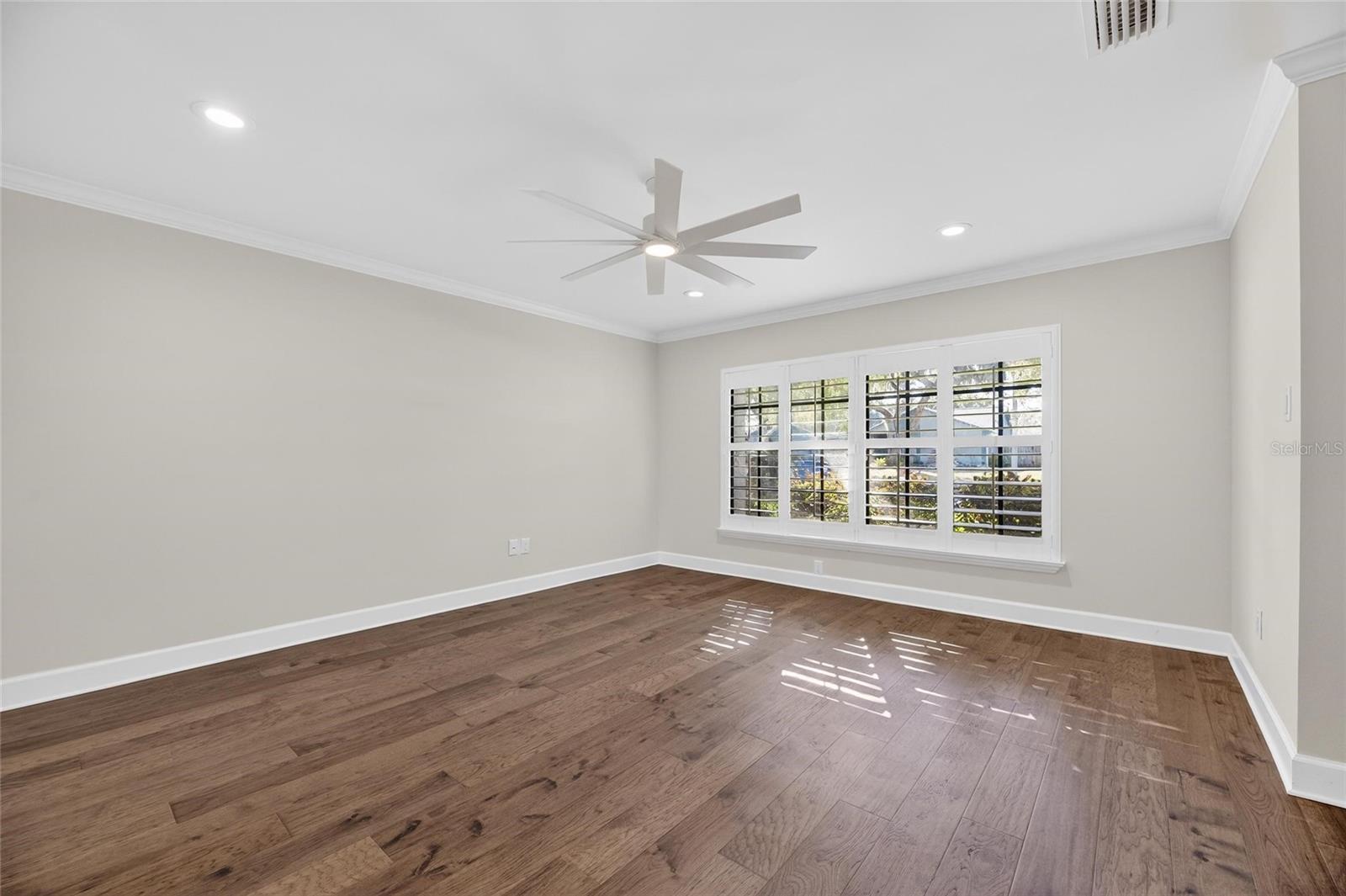 LAKEVIEW VILLAGE SEC B UNI - Residential