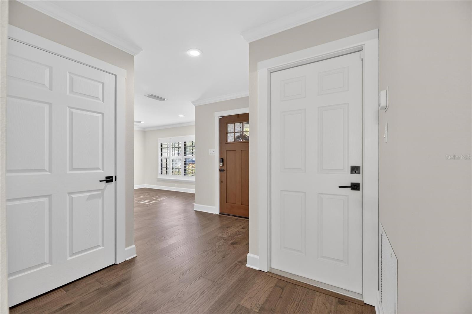 LAKEVIEW VILLAGE SEC B UNI - Residential