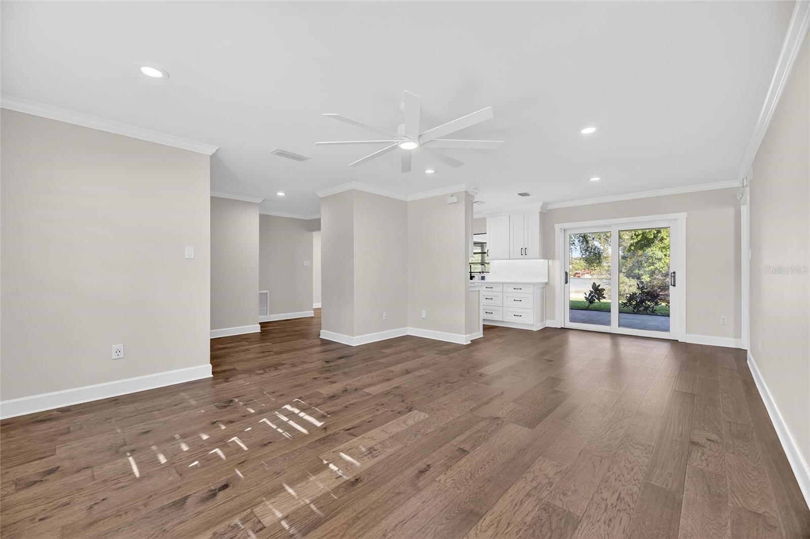 LAKEVIEW VILLAGE SEC B UNI - Residential