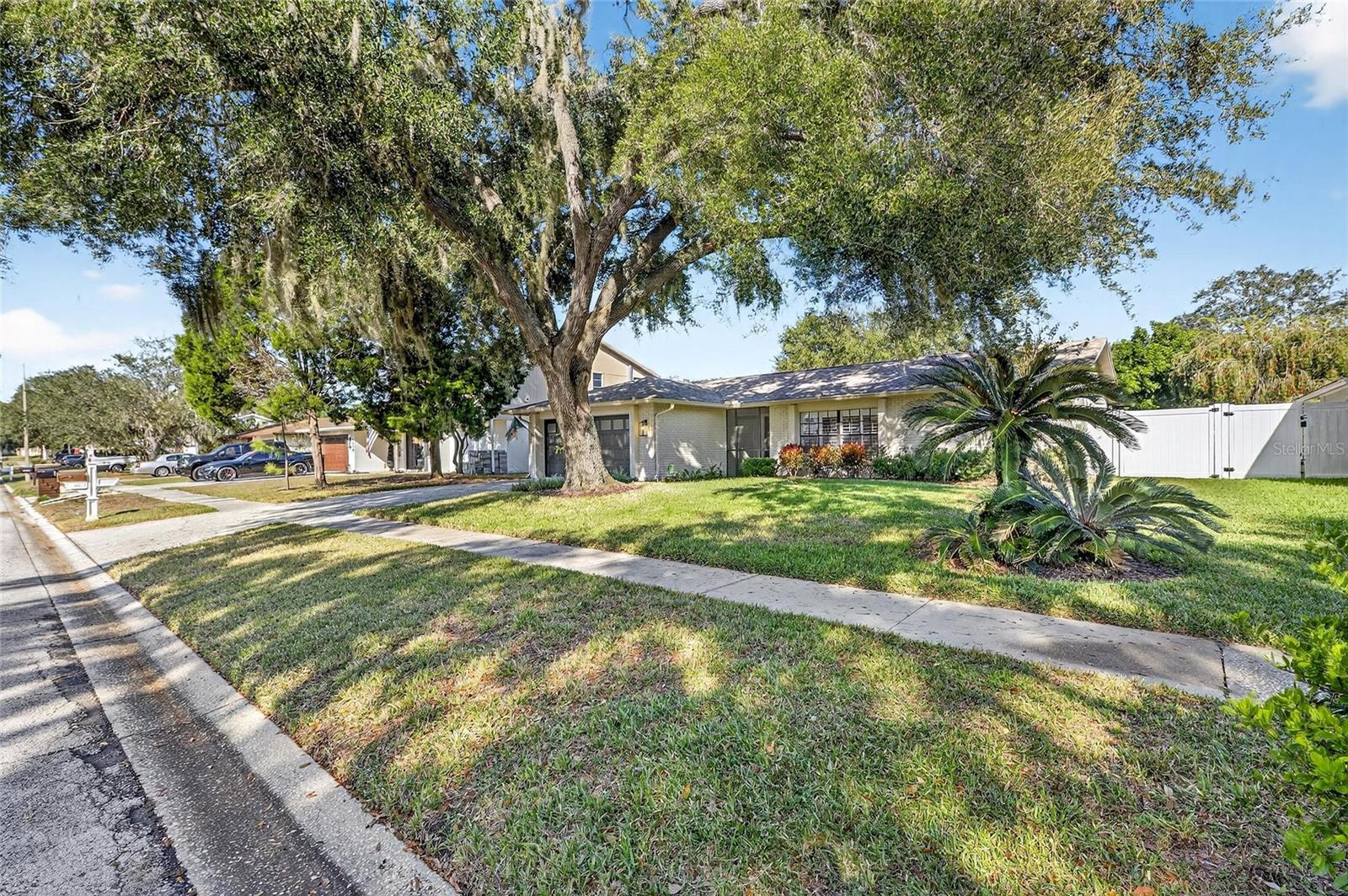 LAKEVIEW VILLAGE SEC B UNI - Residential