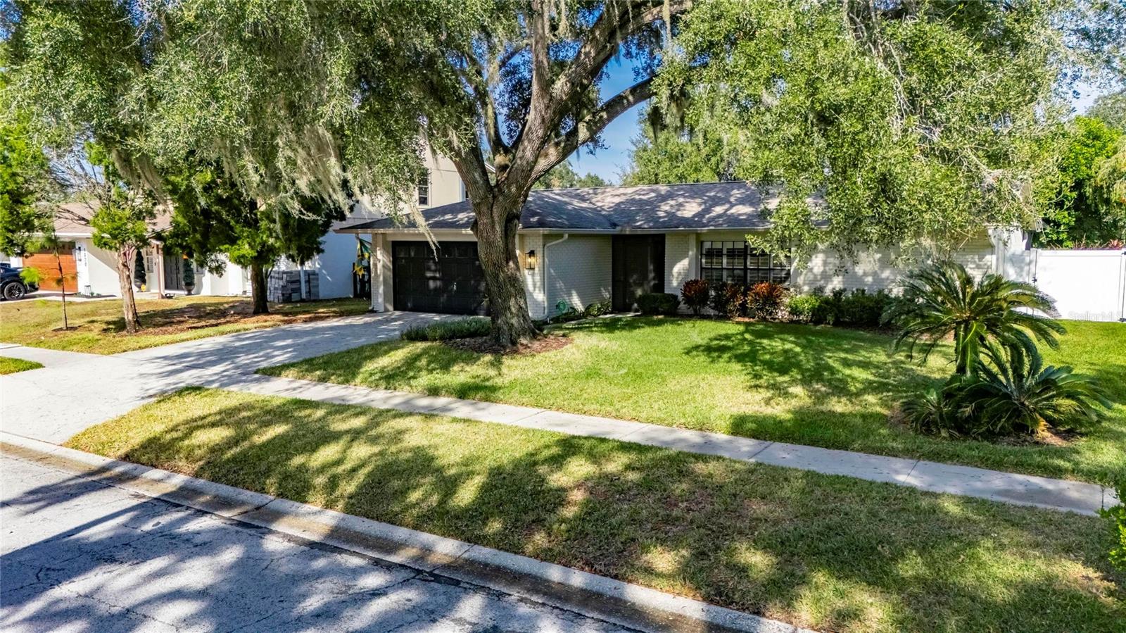 1322 CORNER OAKS DRIVE