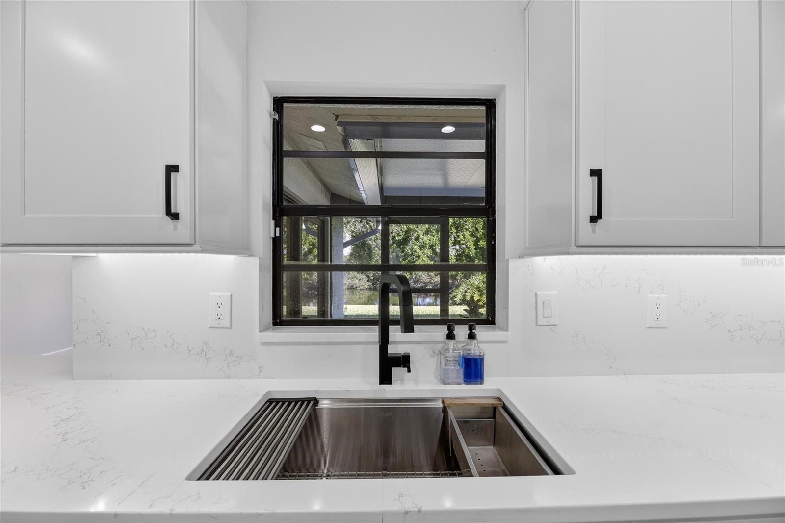 LAKEVIEW VILLAGE SEC B UNI - Residential