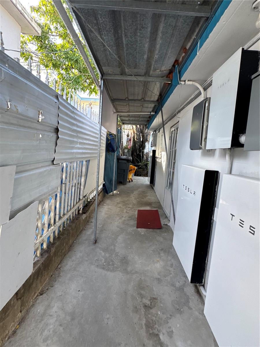 URBANIZACIÓN VILLA PRADES - Commercial Sale