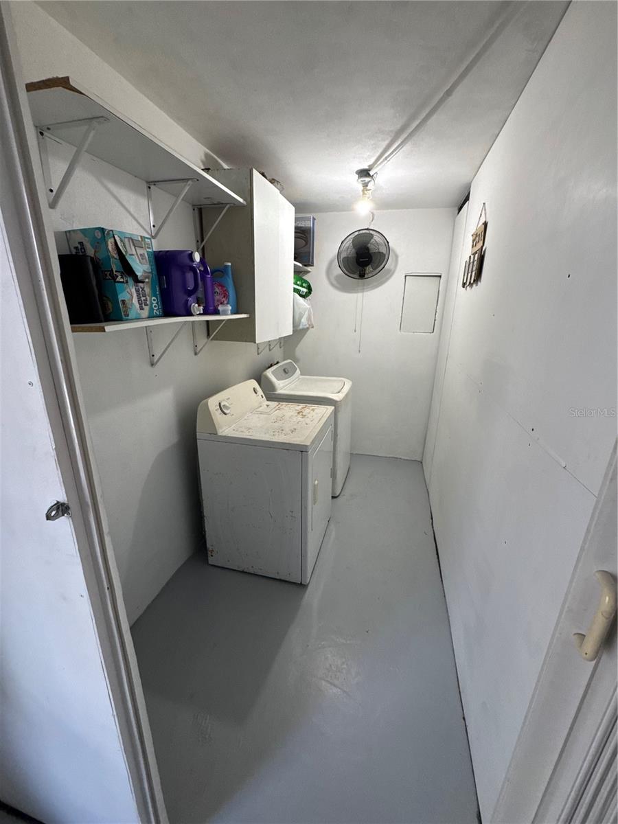 URBANIZACIÓN VILLA PRADES - Commercial Sale