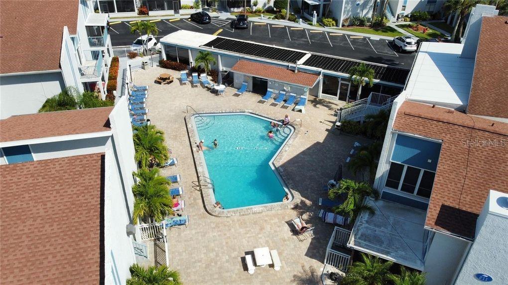 MADEIRA BEACH YACHT CLUB CONDO - Residential
