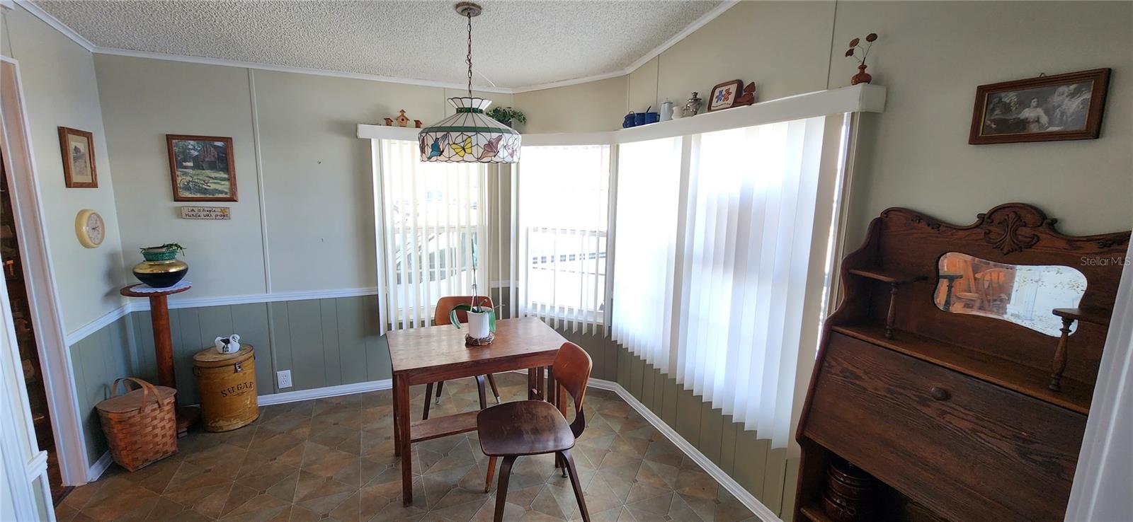 OAKS ROYAL - Residential