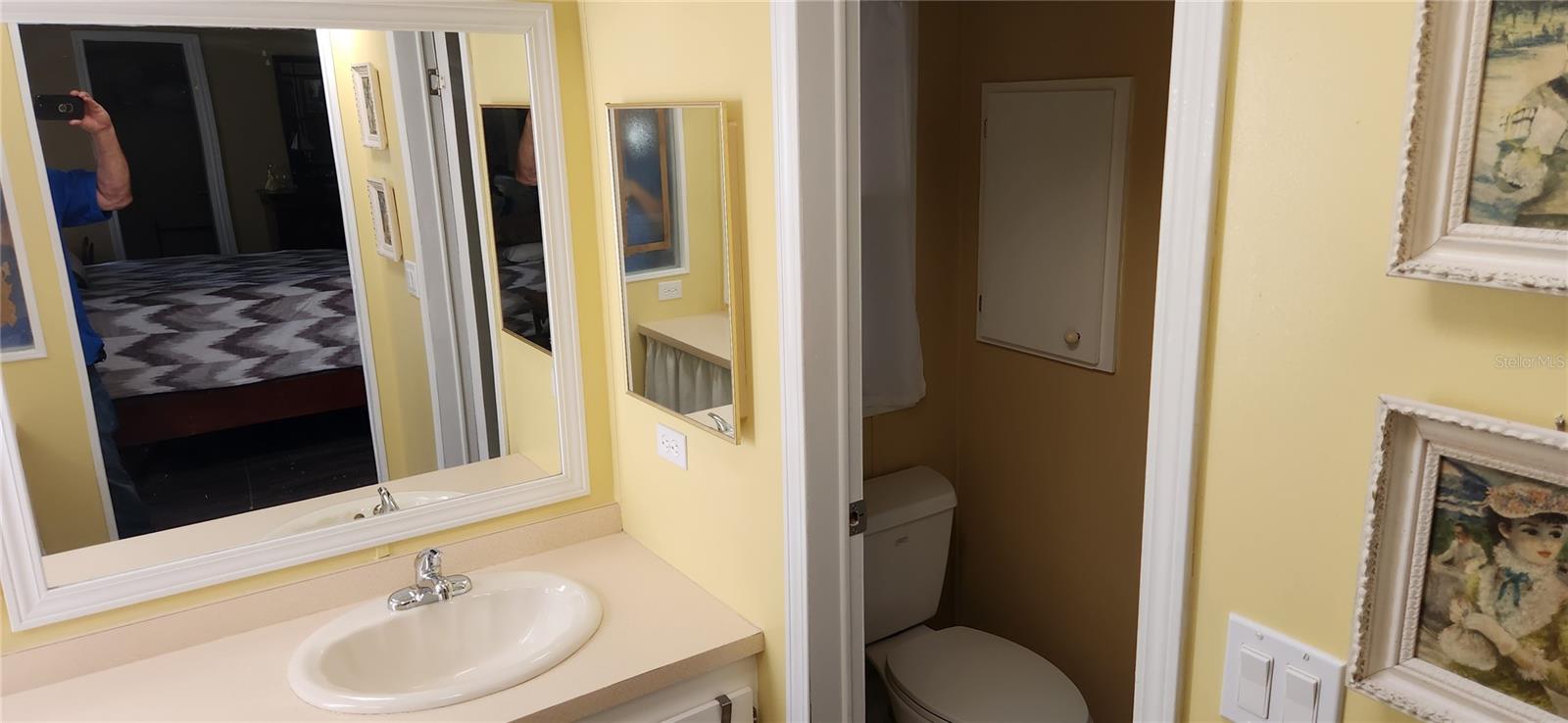 OAKS ROYAL - Residential