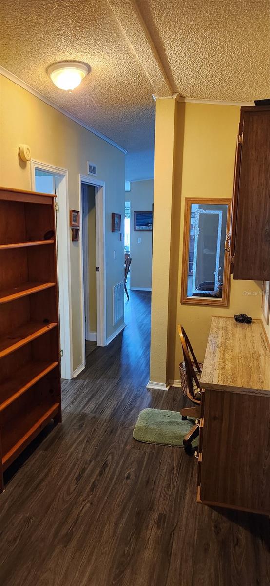 OAKS ROYAL - Residential