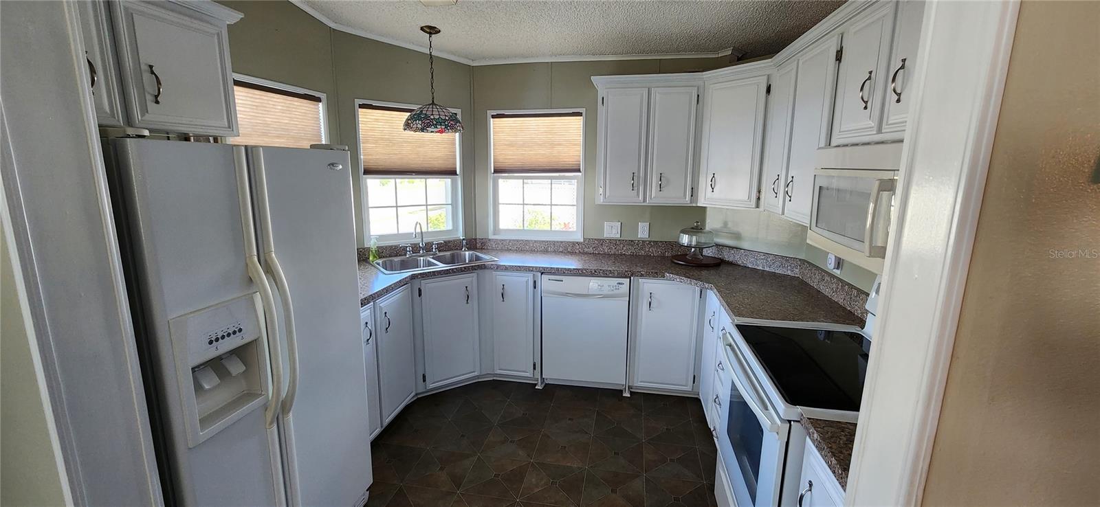 OAKS ROYAL - Residential