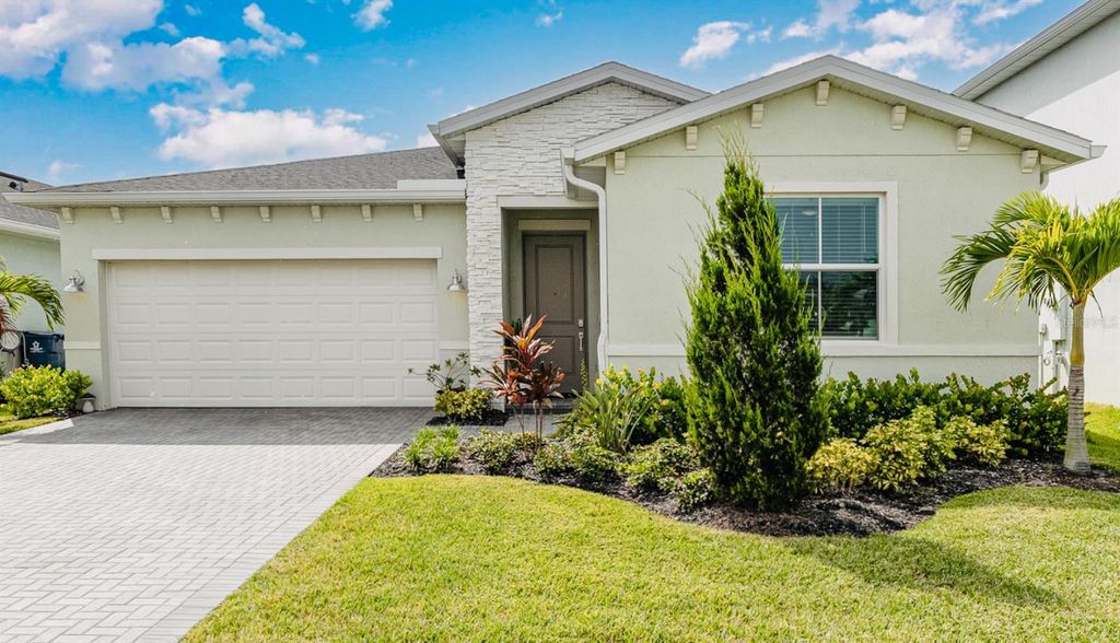 Photo of 684 Veridian Circle NW, Palm Bay, FL 32907 (MLS # O6346363)