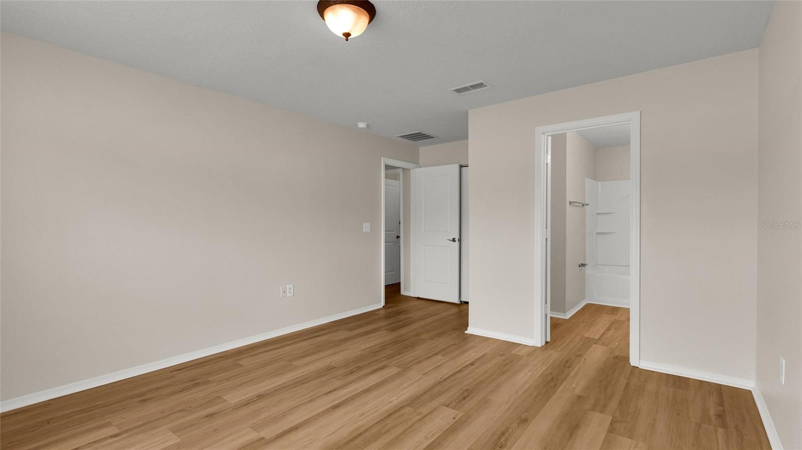 TANGLEWOOD PRESERVE - Residential