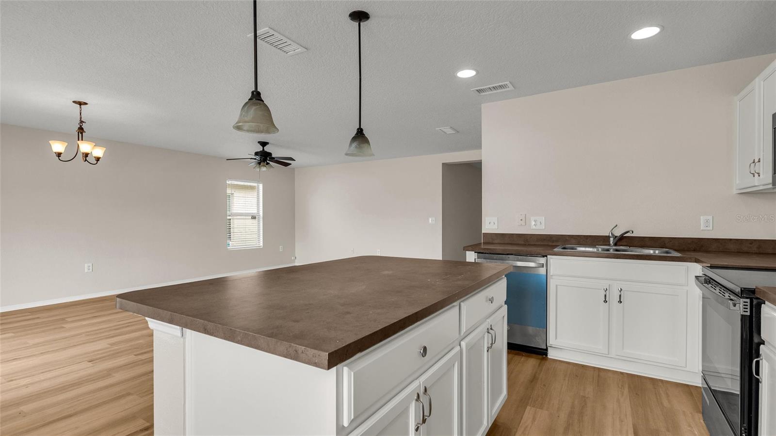 TANGLEWOOD PRESERVE - Residential