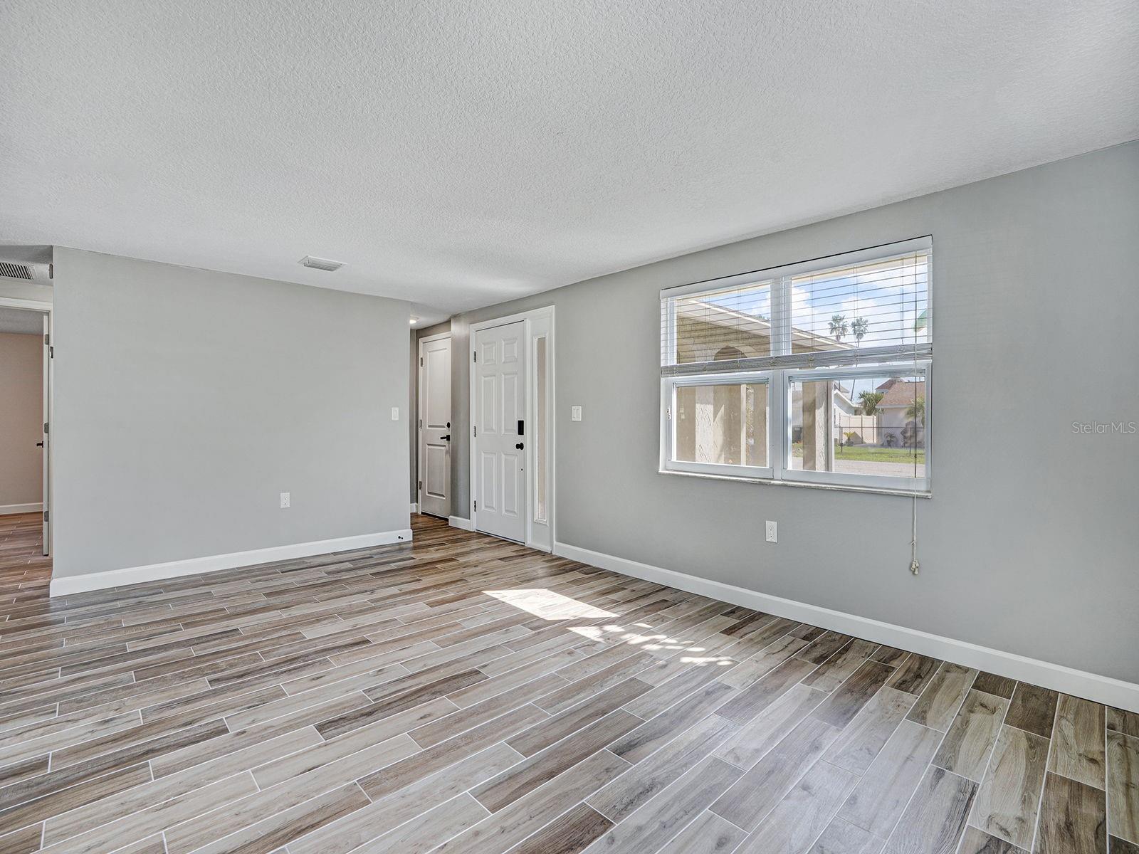 HUDSON BEACH ESTATES - Residential