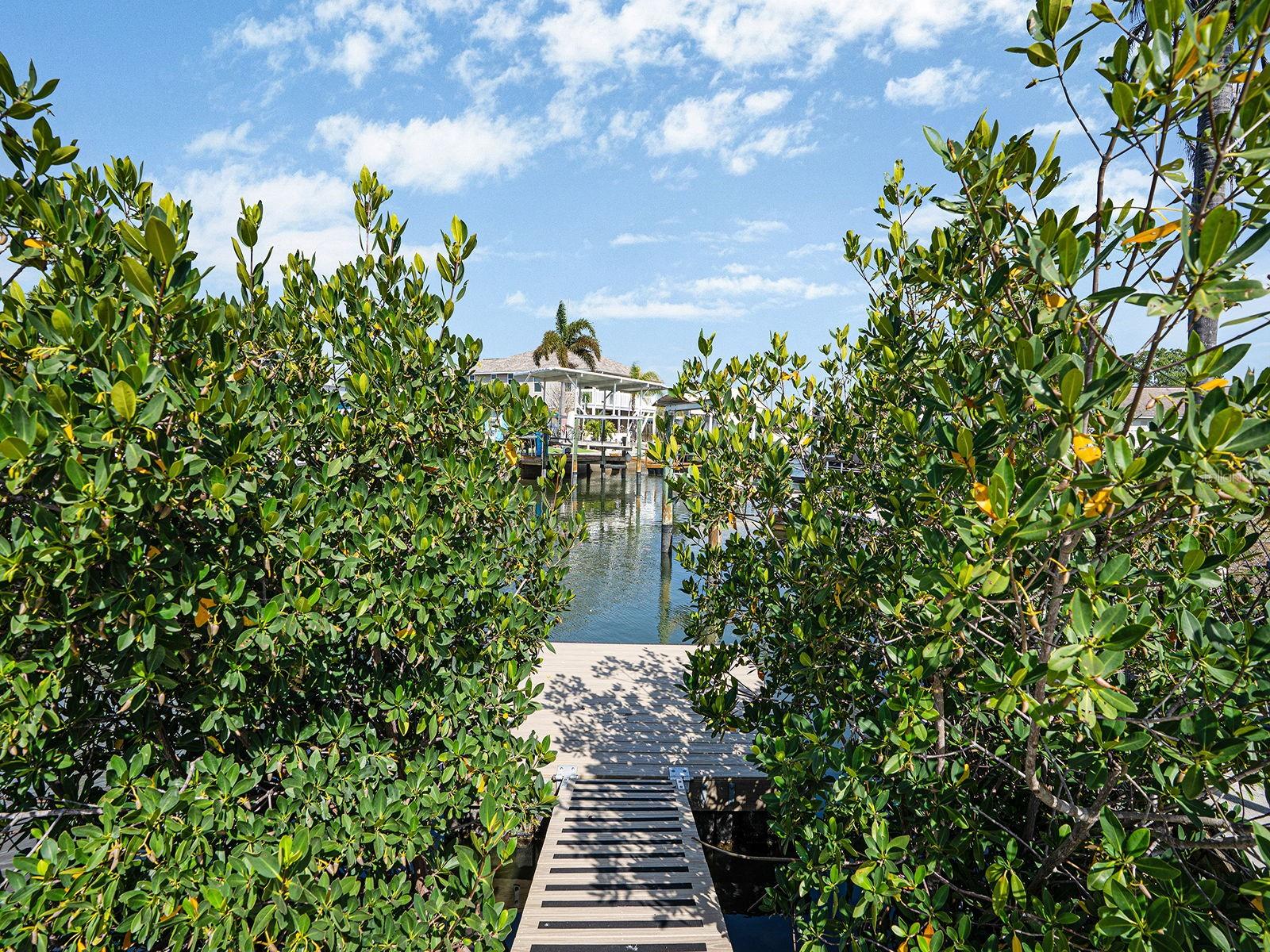 HUDSON BEACH ESTATES - Residential