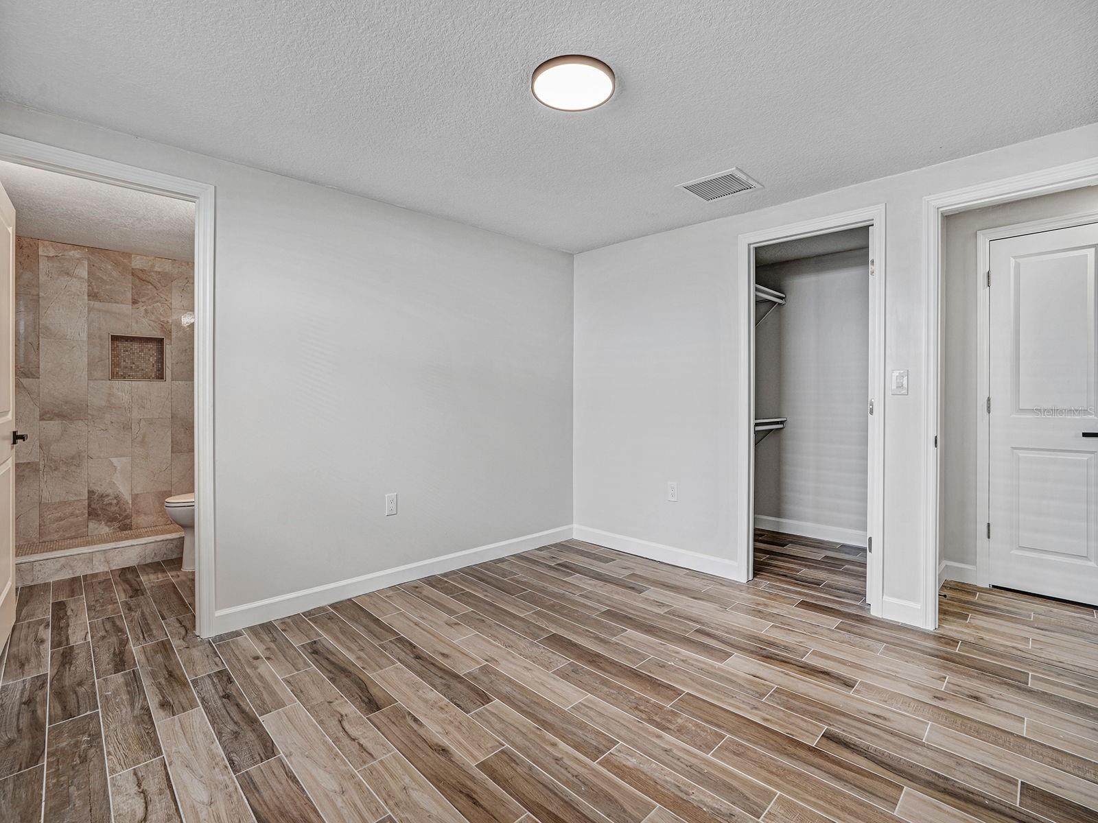 HUDSON BEACH ESTATES - Residential