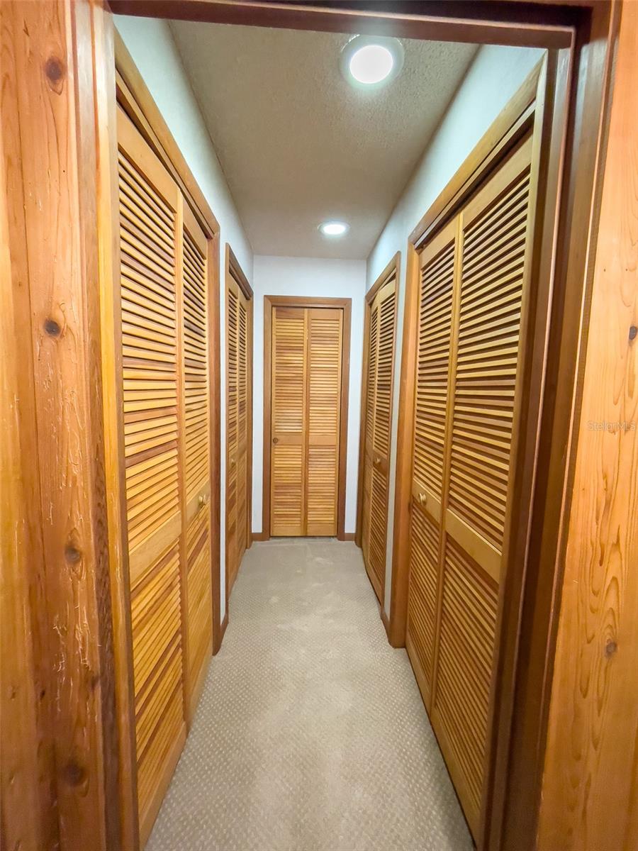 SILVER LAKES ACRES - Residential