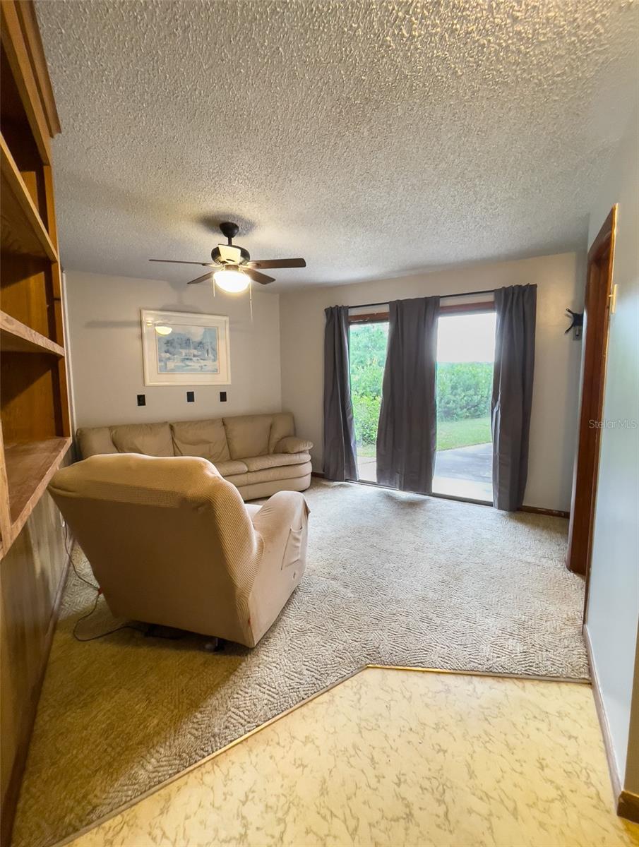 SILVER LAKES ACRES - Residential