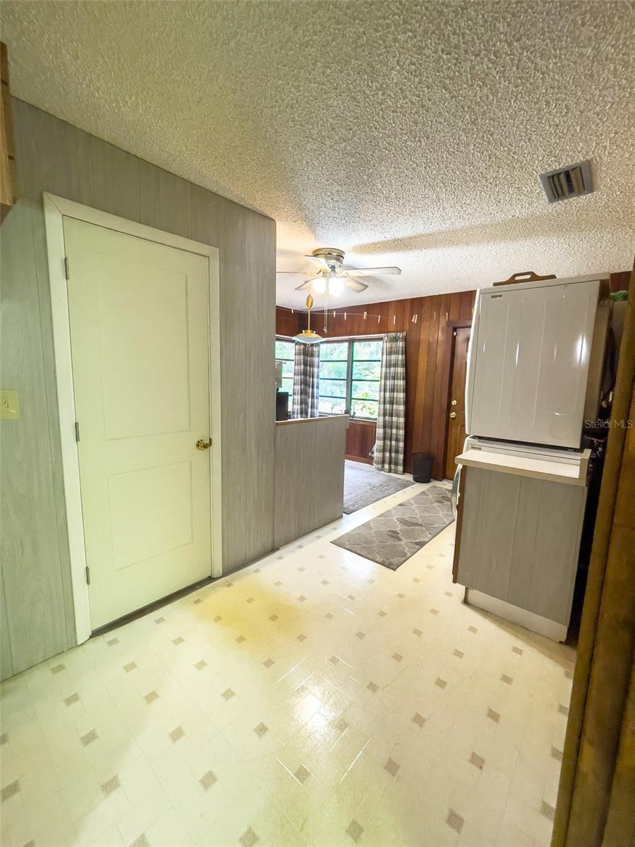 SILVER LAKES ACRES - Residential