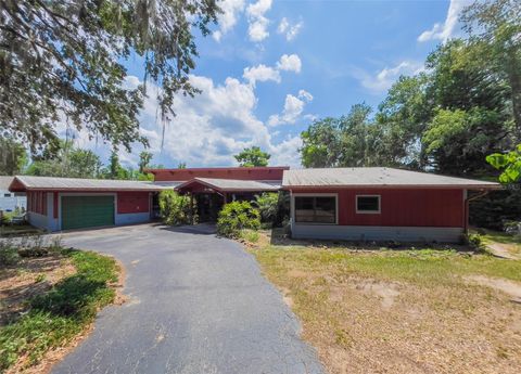 Photo of 2292 SE 170th Avenue Road, Silver Springs, FL 34488 (MLS # TB8392018)