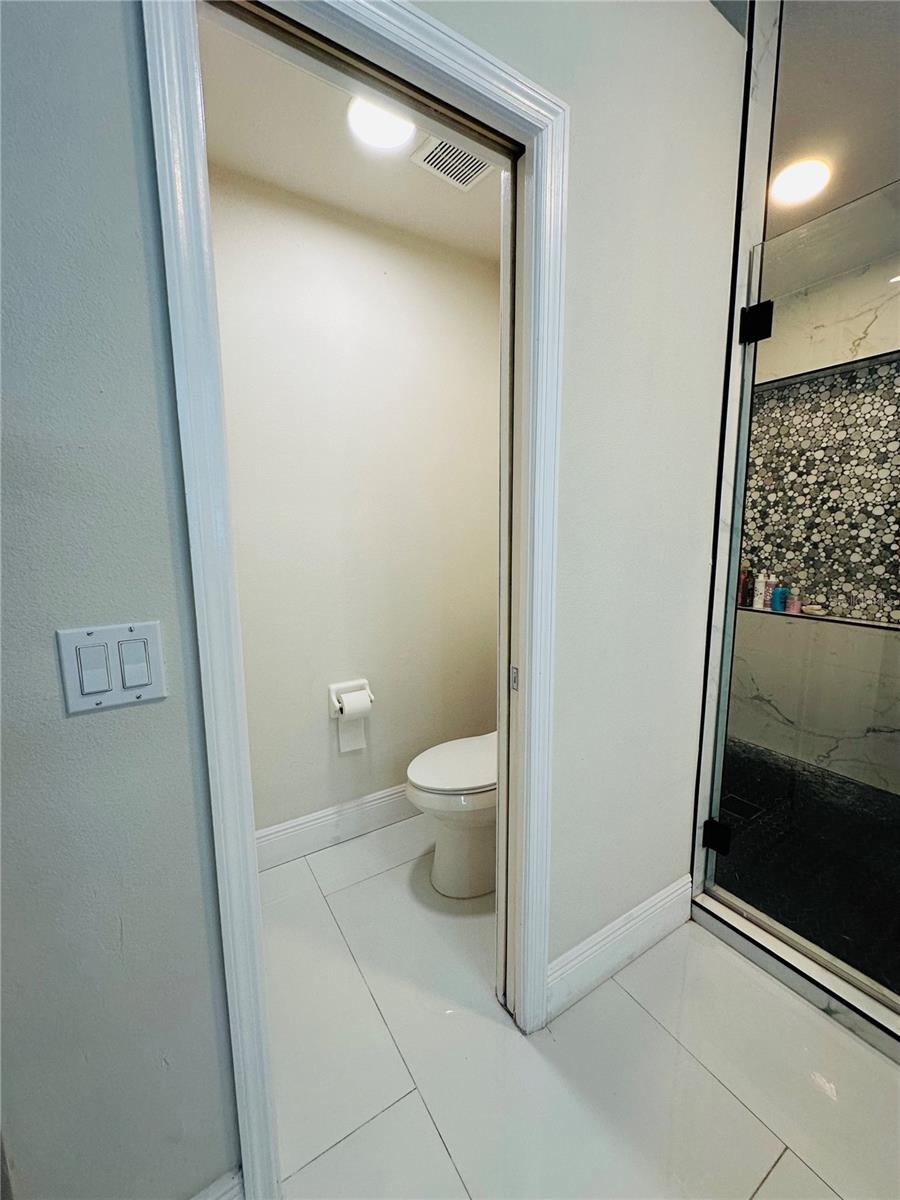 LAZY ACRES - Residential