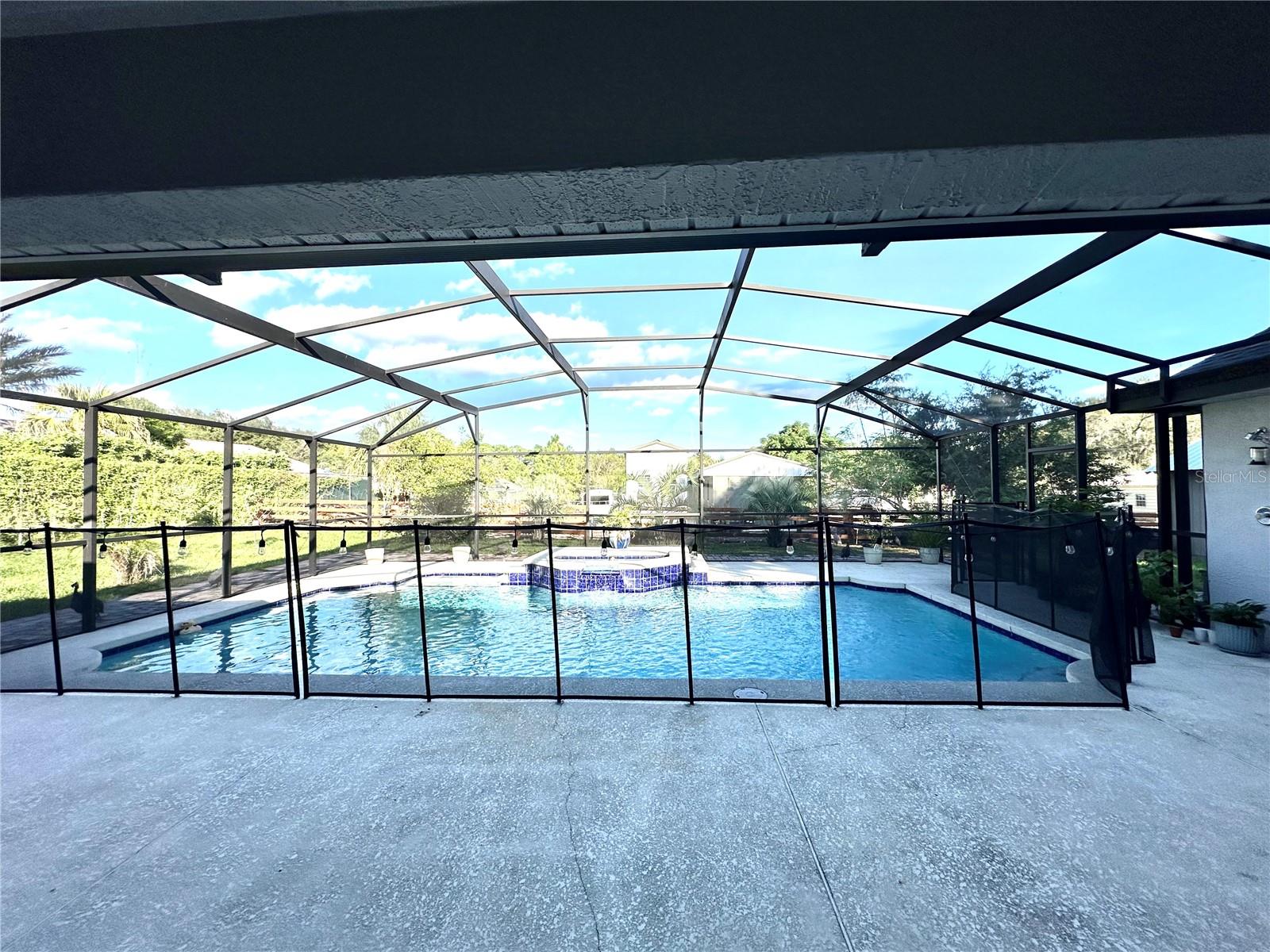 LAZY ACRES - Residential