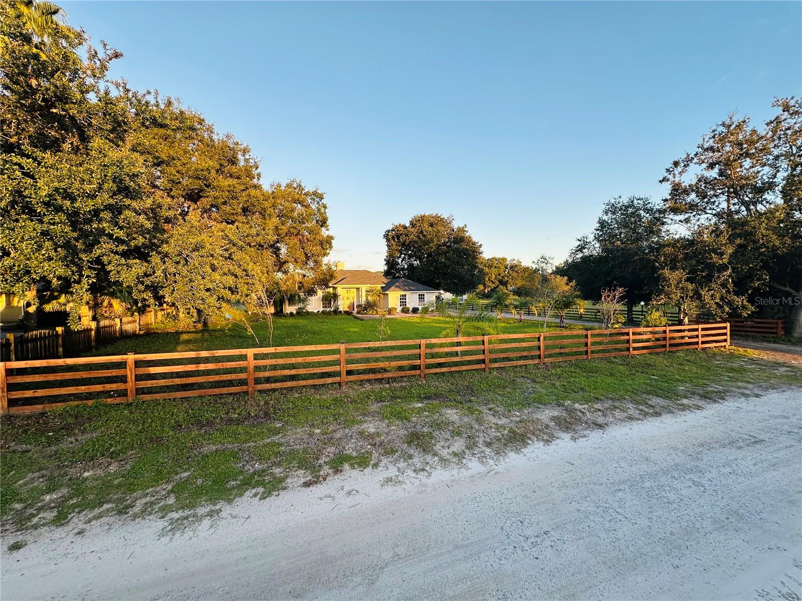 1889 RANCHLAND TRAIL