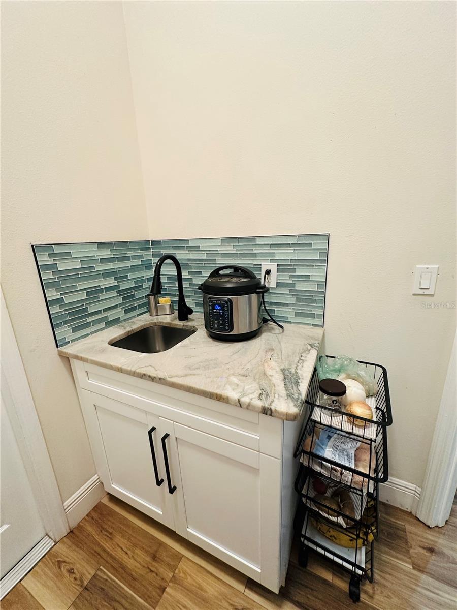 LAZY ACRES - Residential