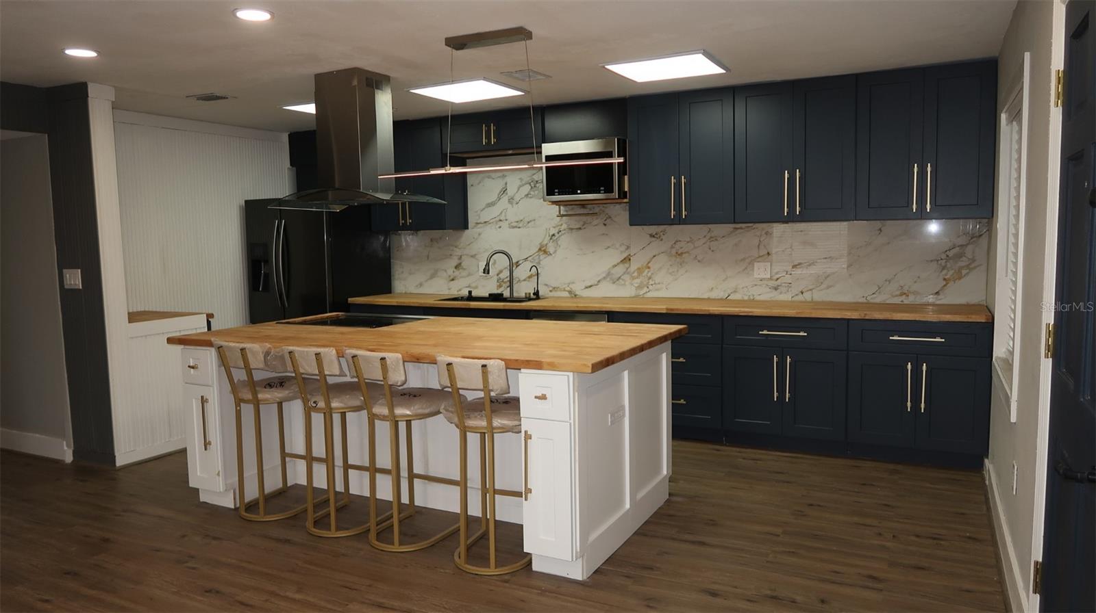 BRANDYCHASE A CONDO - Residential