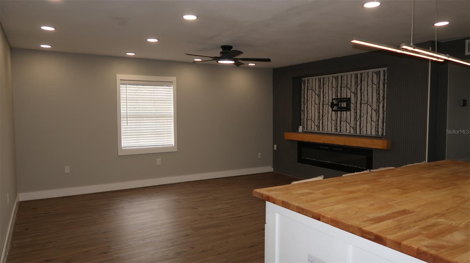 BRANDYCHASE A CONDO - Residential