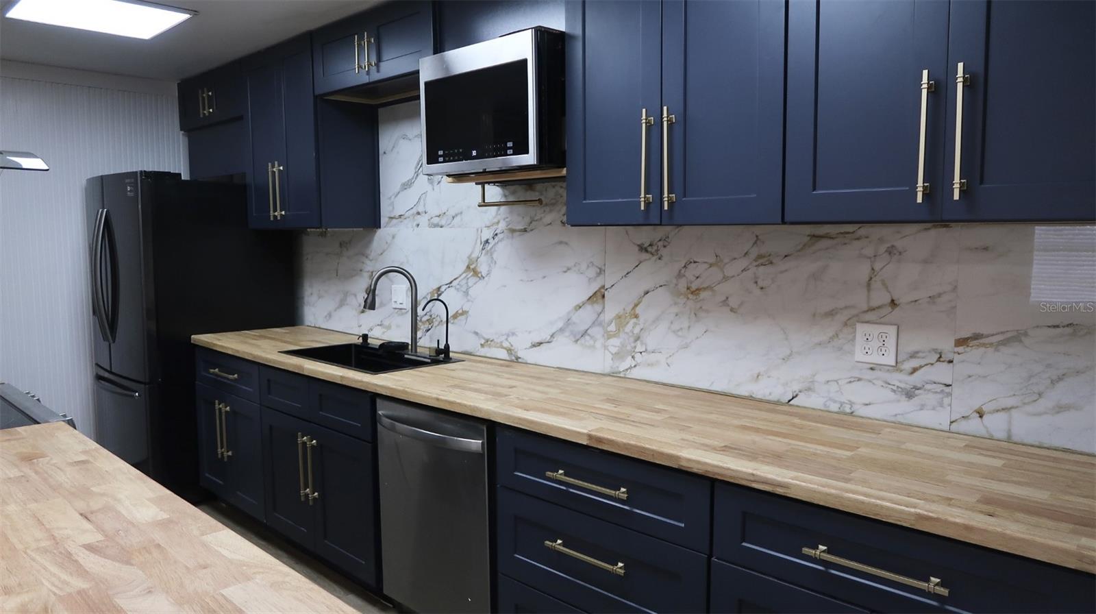 BRANDYCHASE A CONDO - Residential