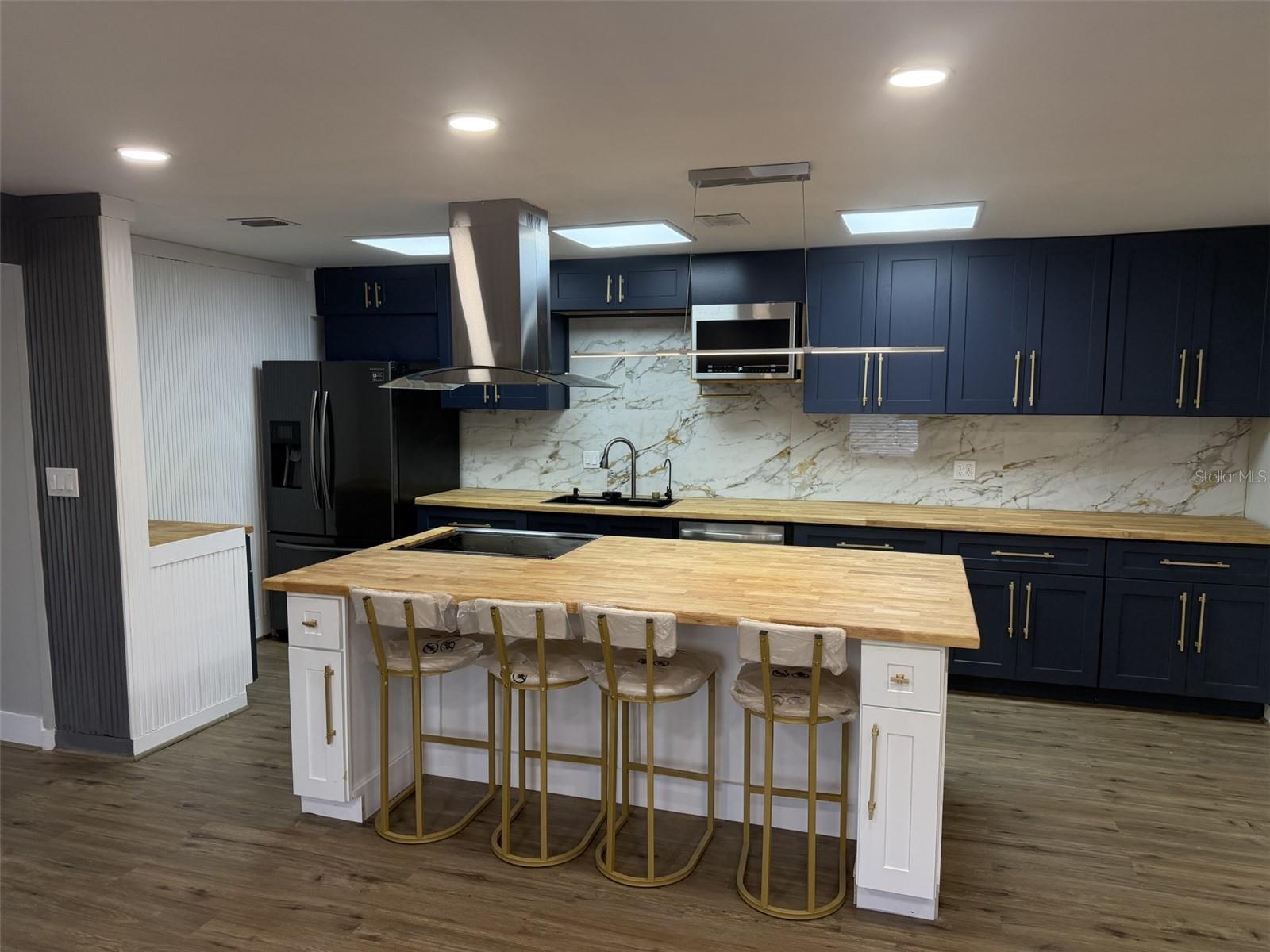 BRANDYCHASE A CONDO - Residential